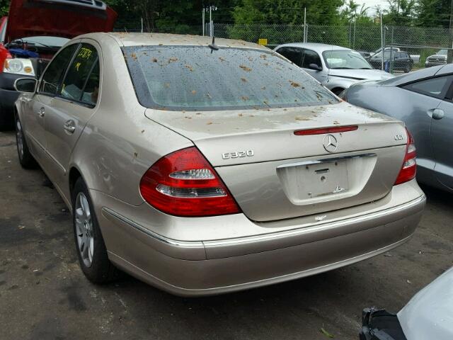 WDBUF26J95A745129 - 2005 MERCEDES-BENZ E 320 CDI GOLD photo 3