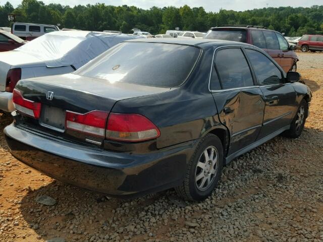 1HGCG56752A076225 - 2002 HONDA ACCORD SE BLACK photo 4