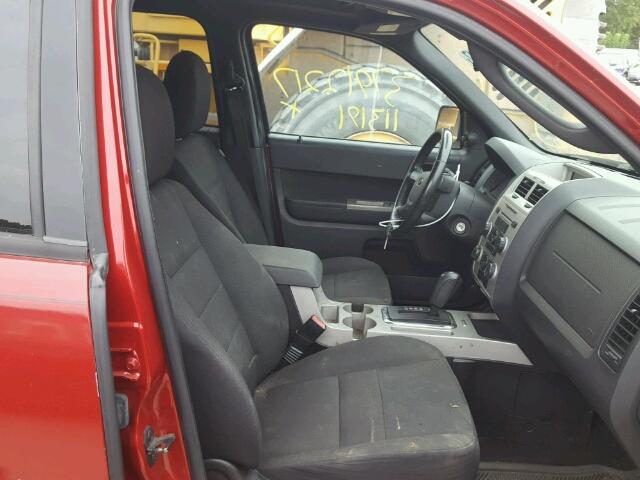 1FMCU93799KB28037 - 2009 FORD ESCAPE XLT RED photo 5