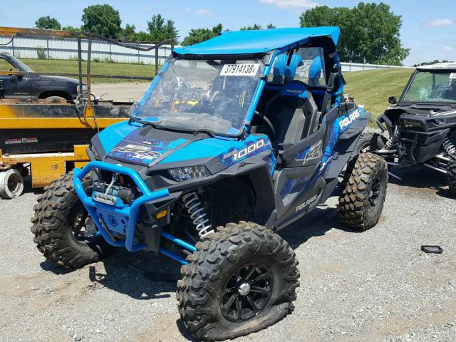 3NSVDM996HF913991 - 2017 POLARIS RZR XP 100 BLUE photo 2