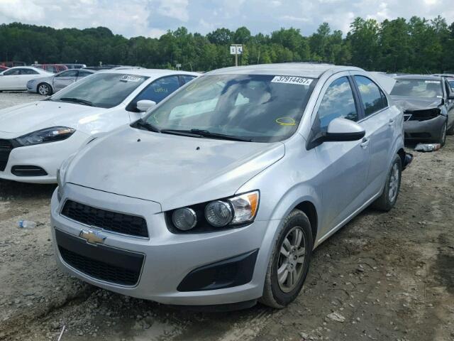 1G1JC5SHXE4159869 - 2014 CHEVROLET SONIC LT GRAY photo 2