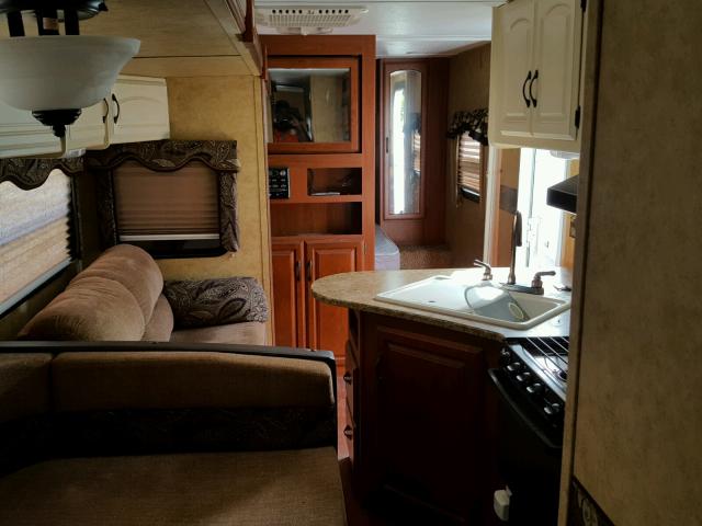 4YDT31222BB451508 - 2011 KEYSTONE OUTBACK WHITE photo 8