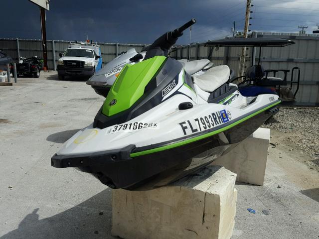 YAMA1924C717 - 2017 YAMAHA JETSKI GREEN photo 2