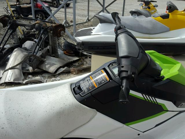 YAMA1924C717 - 2017 YAMAHA JETSKI GREEN photo 5