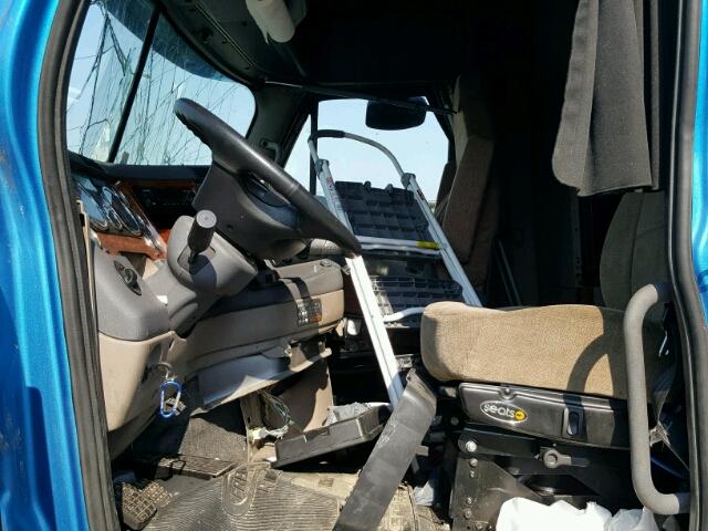 3AKJGLD66ESFY5379 - 2014 FREIGHTLINER CASCADIA 1 BLUE photo 5