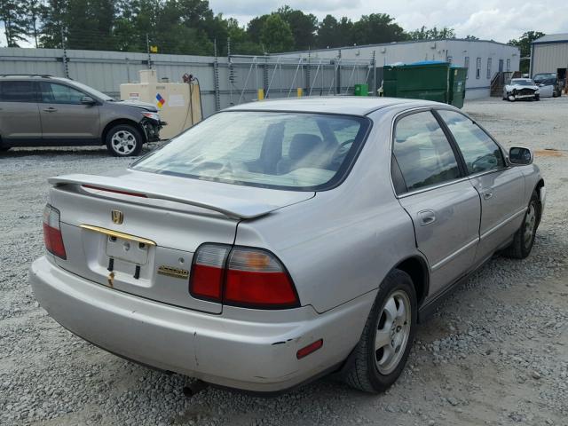 1HGCD5607VA028726 - 1997 HONDA ACCORD SE TAN photo 4