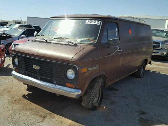 CGL2574162784 - 1977 CHEVROLET C20 BROWN photo 2