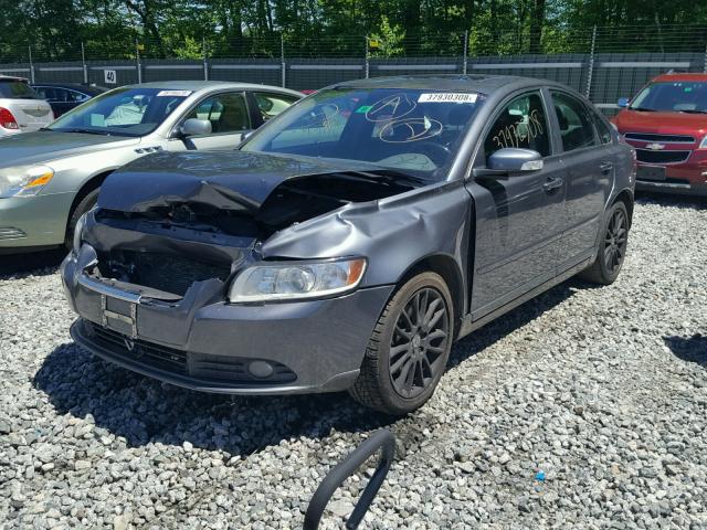 YV1390MSXA2511813 - 2010 VOLVO S40 2.4I GRAY photo 2