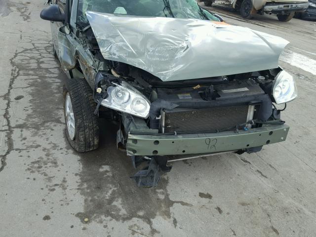 1G1ZT54895F233058 - 2005 CHEVROLET MALIBU LS GREEN photo 9