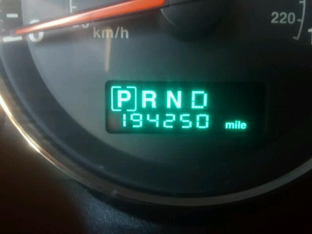 1J8HG58226C138818 - 2006 JEEP COMMANDER ყავისფერი ფოტო 8