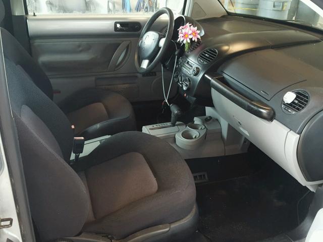 3VWBP21C83M417163 - 2003 VOLKSWAGEN NEW BEETLE 银色 照片 5