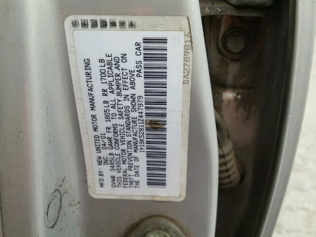 1Y1SK52811Z447979 - 2001 CHEVROLET GEO PRIZM 银色 照片 10