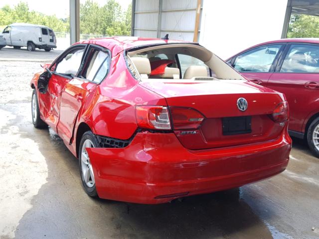 3VWLL7AJ3BM076331 - 2011 VOLKSWAGEN JETTA TDI RED photo 3