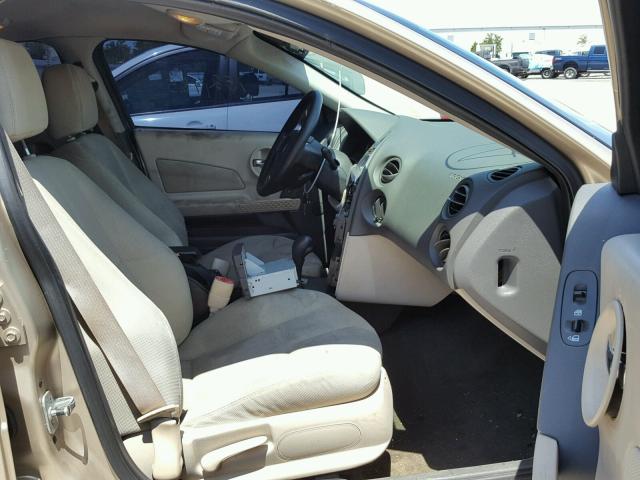 2G2WP522141211658 - 2004 PONTIAC GRAND PRIX GOLD photo 5