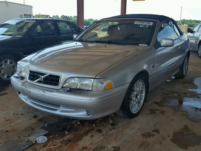 YV1NC63D84J047723 - 2004 VOLVO C70 LPT SILVER photo 2