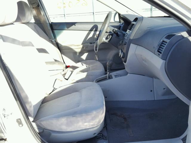 KNAFE122085501711 - 2008 KIA SPECTRA EX WHITE photo 5