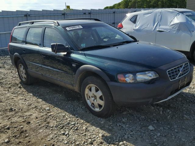 YV1SZ58D021050259 - 2002 VOLVO V70 XC GREEN photo 1