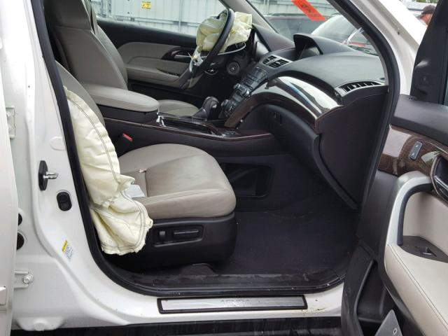 2HNYD2H71AH510935 - 2010 ACURA MDX ADVANC WHITE photo 5