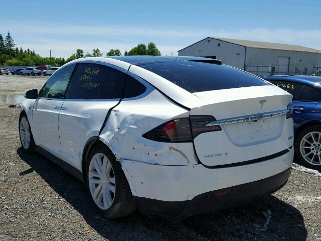 5YJXCAE4XGF007587 - 2016 TESLA MODEL X WHITE photo 3