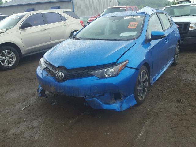 JTNKARJE9JJ565214 - 2018 TOYOTA COROLLA IM BLUE photo 2