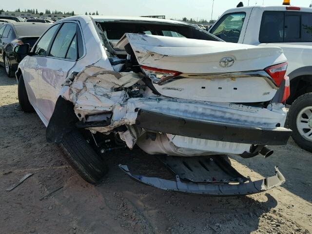 4T1BF1FKXGU218936 - 2016 TOYOTA CAMRY LE 白色 照片 3