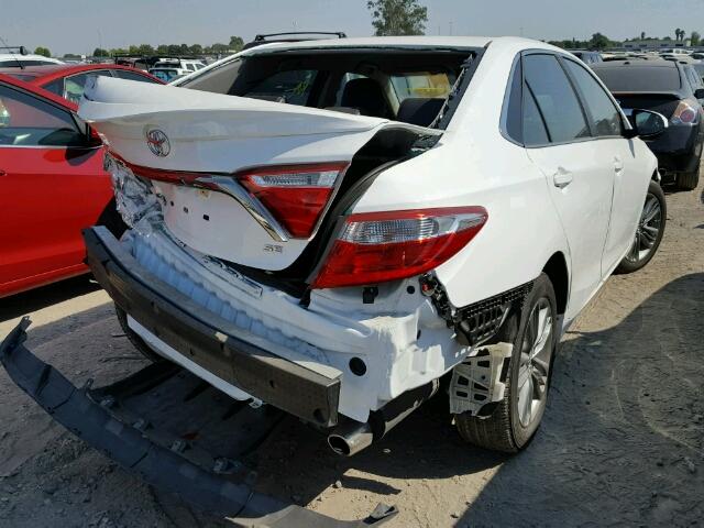 4T1BF1FKXGU218936 - 2016 TOYOTA CAMRY LE WHITE photo 4