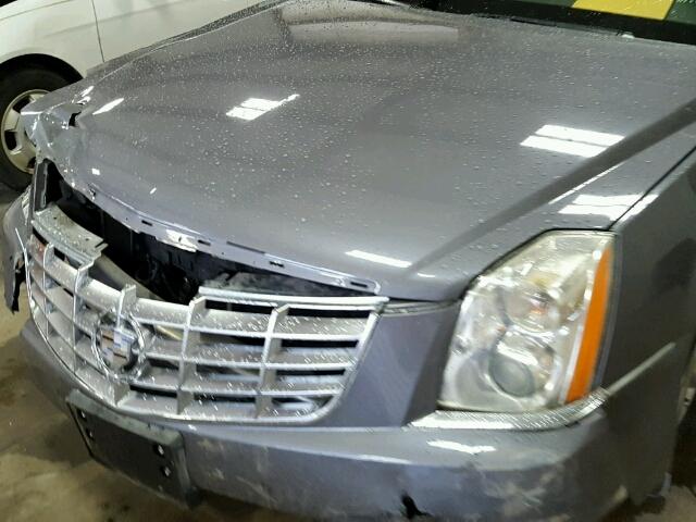 1G6KD57Y77U119661 - 2007 CADILLAC DTS GRAY photo 9