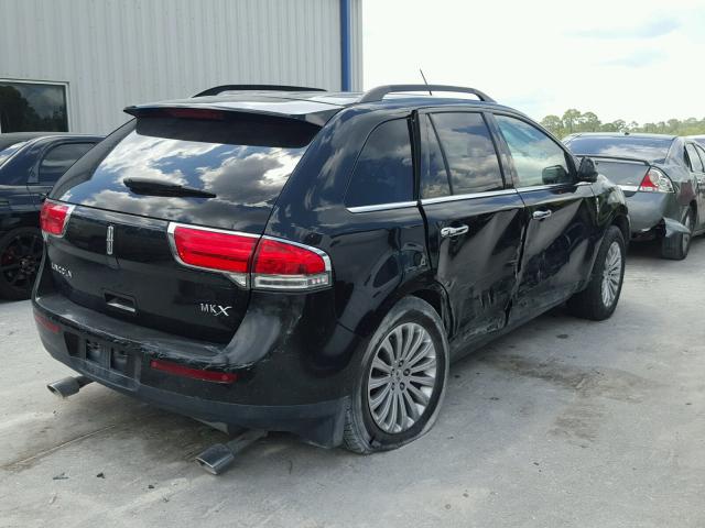 2LMDJ6JK3BBJ18854 - 2011 LINCOLN MKX BLACK photo 4