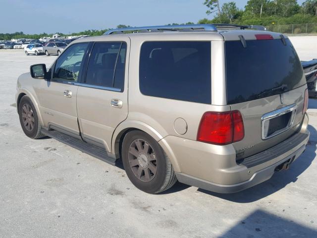 5LMFU28RX4LJ42897 - 2004 LINCOLN NAVIGATOR GOLD photo 3