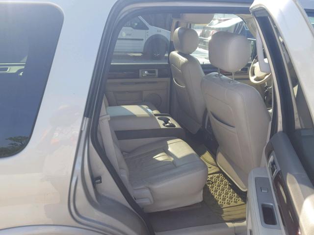 5LMFU28RX4LJ42897 - 2004 LINCOLN NAVIGATOR GOLD photo 6