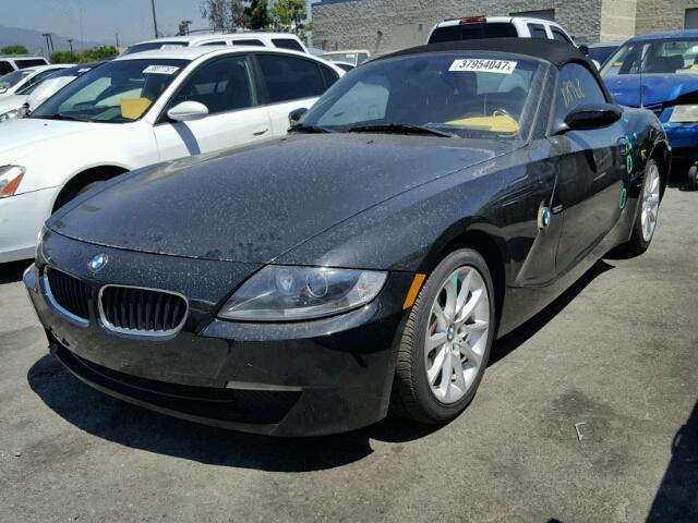 4USBU33577LW71089 - 2007 BMW Z4 BLACK photo 2