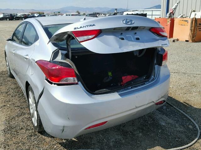 5NPDH4AE5BH004241 - 2011 HYUNDAI ELANTRA GL SILVER photo 9