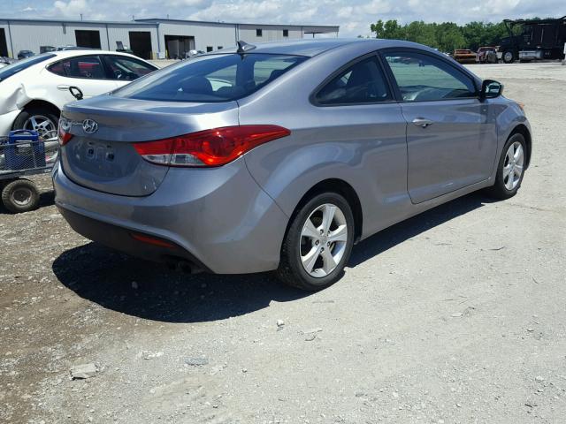 KMHDH6AE5DU009004 - 2013 HYUNDAI ELANTRA CO GRAY photo 4