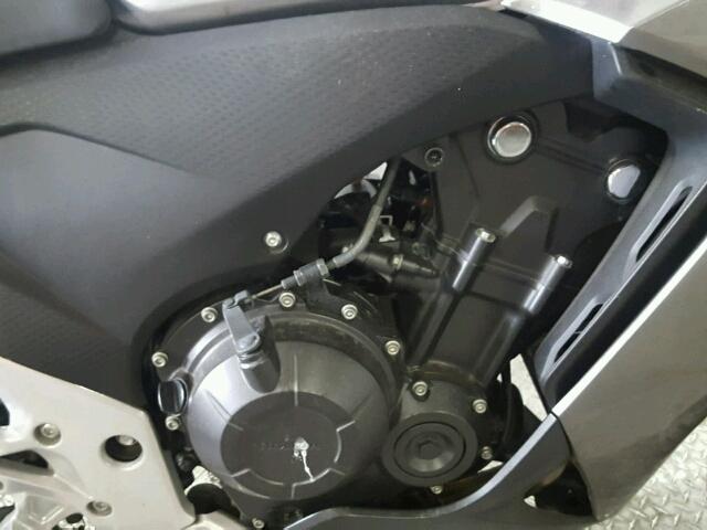 MLHPC4416F5200034 - 2015 HONDA CBR500 R SILVER photo 7