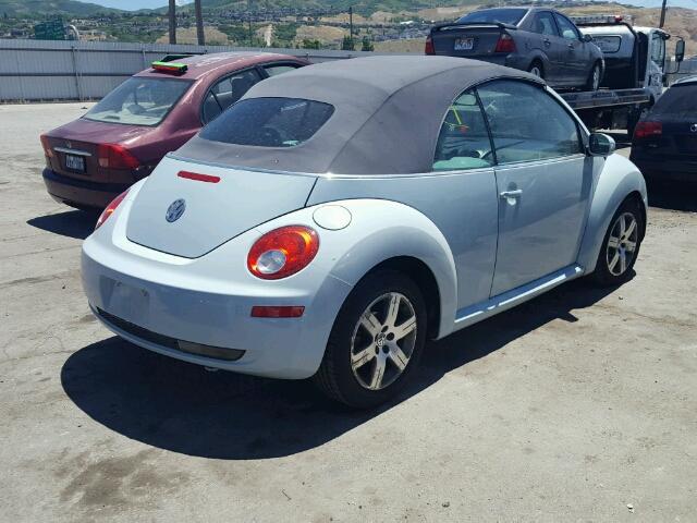 3VWSF31Y46M304576 - 2006 VOLKSWAGEN NEW BEETLE 蓝色 照片 4