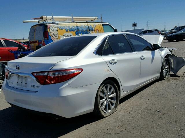 4T1BD1FK7FU153709 - 2015 TOYOTA CAMRY HYBR WHITE photo 4