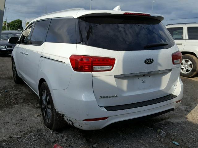 KNDMC5C10H6278111 - 2017 KIA SEDONA EX WHITE photo 3