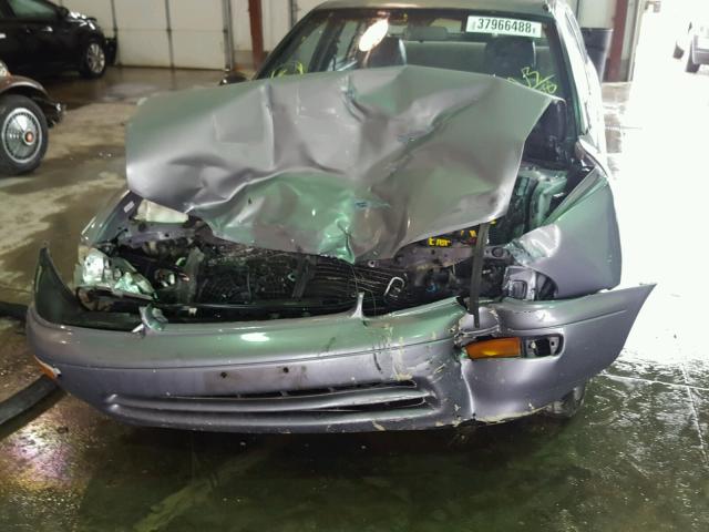 1Y1SK526XVZ433308 - 1997 GEO PRIZM BASE ნაცრისფერი ფოტო 9