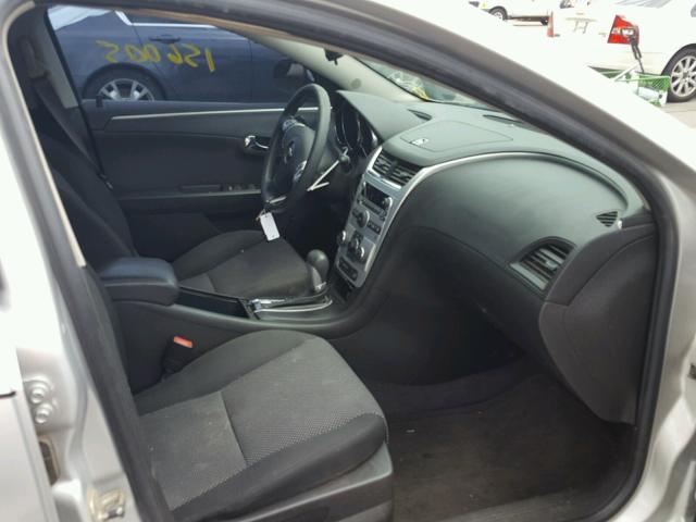 1G1ZC5EB7AF305380 - 2010 CHEVROLET MALIBU 1LT 银色 照片 5