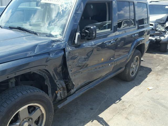 1J8HG48K88C105366 - 2008 JEEP COMMANDER GRAY photo 9
