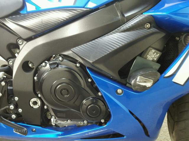 JS1GN7FA9F2100565 - 2015 SUZUKI GSX-R600 BLUE photo 12