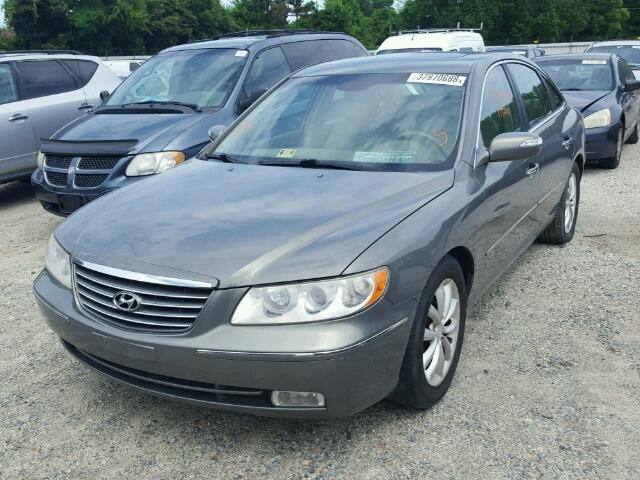 KMHFC46F88A267487 - 2008 HYUNDAI AZERA SE GRAY photo 2