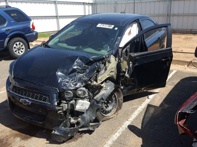 1G1JA5SH1G4141673 - 2016 CHEVROLET SONIC LS შავი ფოტო 2