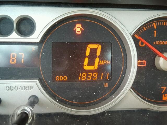 JTLKE50E191063543 - 2009 TOYOTA SCION XB WHITE photo 8