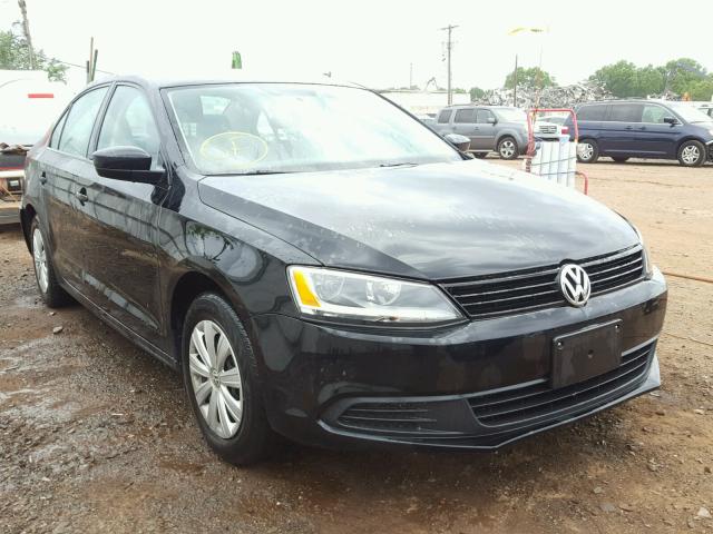 3VW2K7AJ1EM385962 - 2014 VOLKSWAGEN JETTA BASE Սև լուսանկար 1