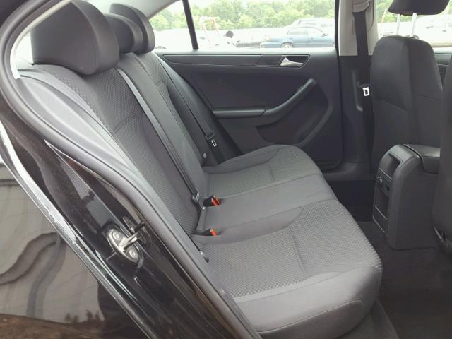 3VW2K7AJ1EM385962 - 2014 VOLKSWAGEN JETTA BASE Սև լուսանկար 6