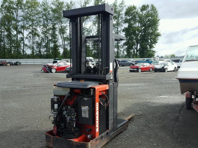 EAS105AE35979 - 2006 RAYM FORKLIFT RED photo 4