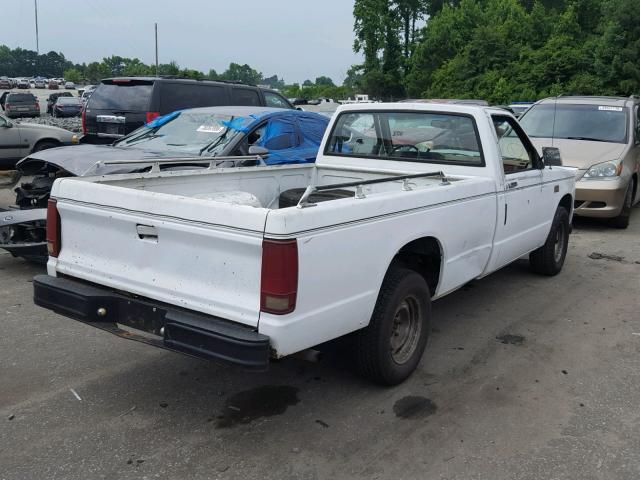 1GTCS14R2J2507977 - 1988 GMC S TRUCK S1 WHITE photo 4