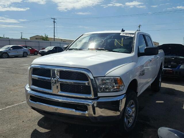 3C6UR5DLXHG776417 - 2017 RAM 2500 SLT WHITE photo 2