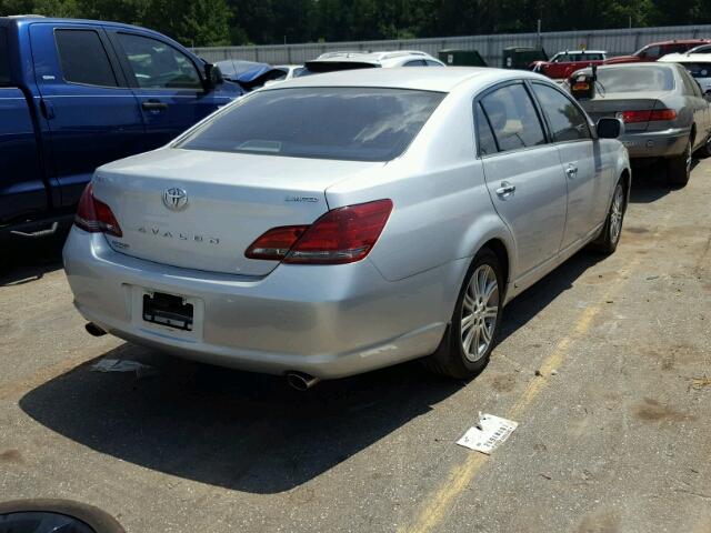 4T1BK36B68U288989 - 2008 TOYOTA AVALON SILVER photo 4